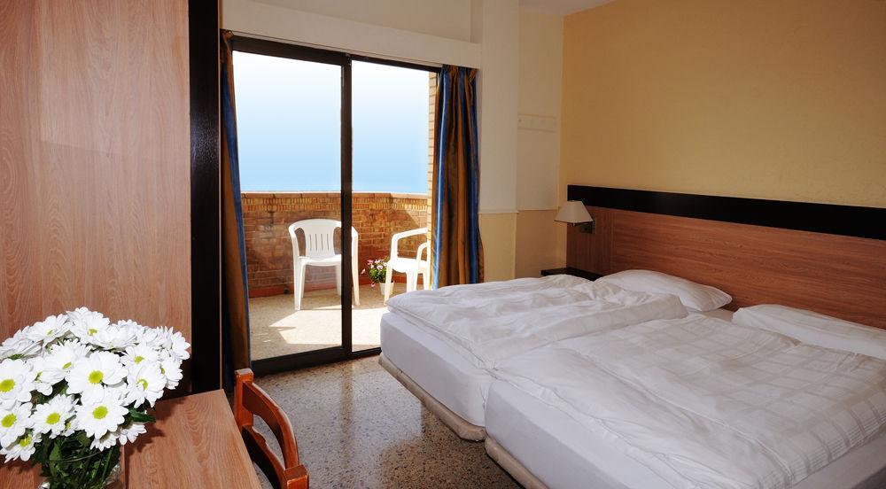 Hotel Marbella Roses Exteriér fotografie